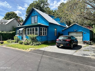 7 William St, Corinth, NY 12822