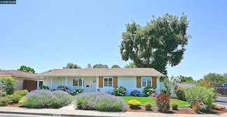 1250 Saint Louis Dr, Concord, CA 94518