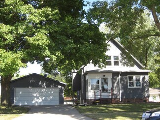 919 J Ave, Nevada, IA 50201
