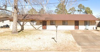 3328 Santa Rosa St, Jackson, MS 39209