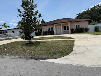 3560 NW 212th St, Miami Gardens, FL 33056