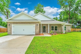 581 Ridge Lake Rd, Crestview, FL 32536