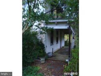 20 Walker Rd, Macungie, PA 18062