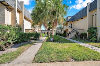2003 Cordova Green, Seminole, FL 33777