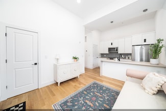 78 Paterson St Unit 1, Jersey City, NJ 07307