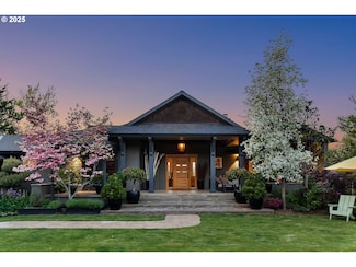 1524 Sherman Ave, Hood River, OR 97031