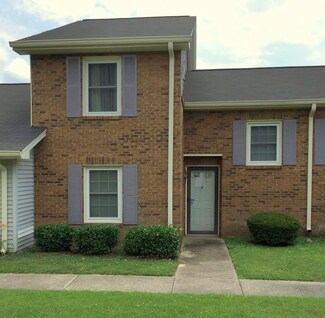 120 Lake Chateau Dr, Hermitage, TN 37076