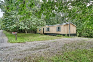 517 Mica Cir, Crossville, TN 38572