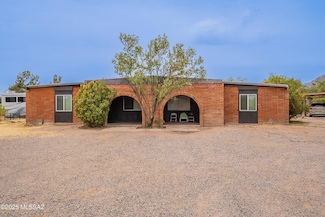 412 Flor Ct, Rio Rico, AZ 85648