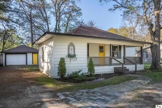 209 Taylor Ave, Sterlington, LA 71280
