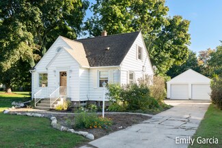72 W 34th St, Holland, MI 49423