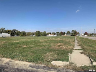 1200 Knoll Pointe Place, Springfield, IL 62703