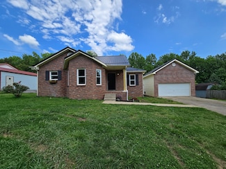 1011 Bon Meade Dr, Burns, TN 37029