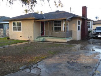 1706 Shamrock Way, Bakersfield, CA 93304