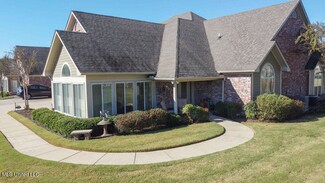 220 Sweetwater Dr, Pearl, MS 39208