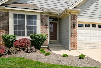 29W505 Cerny Cir, Warrenville, IL 60555