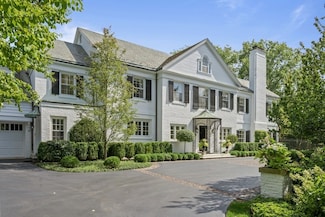 5 Woodley Rd, Winnetka, IL 60093