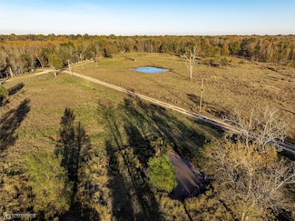 7821 Belcher Oil City Rd, Belcher, LA 71004