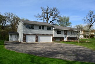 45W962 Plank Rd, Hampshire, IL 60140