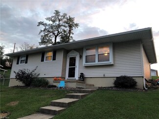 110 Locust Dr, Barnesville, OH 43713