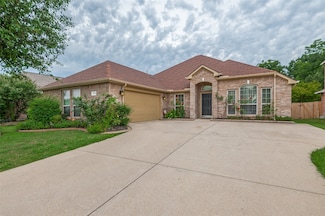 1715 Ridgemar Dr, Grand Prairie, TX 75051