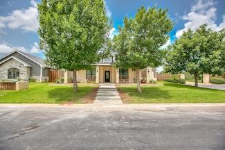 2030 Silver Creek Ct, San Angelo, TX 76904