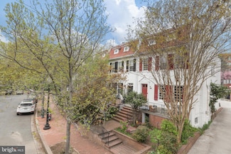 2015 Allen Place NW, Washington, DC 20009