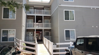 1410 Collegiate Cir, Raleigh, NC 27606