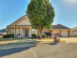 3928 Taylor Ln, Yukon, OK 73099