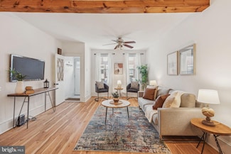919 Mifflin St, Philadelphia, PA 19148