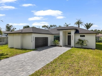 3726 Lora St, Fort Myers, FL 33916