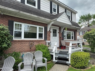 5 W Stone St, Newburgh, NY 12550