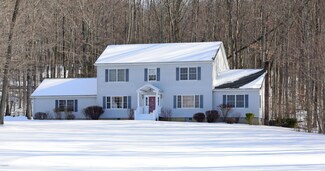 20 East St, Lee, MA 01238