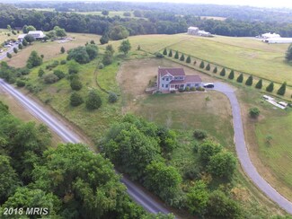 5624 Stone Bridge Rd, Greencastle, PA 17225