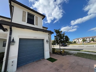 11066 W 33rd Ln Unit 11066, Hialeah, FL 33018