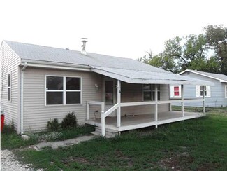 203 S Commercial Ave, Sedgwick, KS 67135