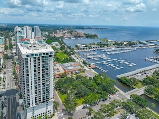 1 Beach Dr SE Unit 811, Saint Petersburg, FL 33701