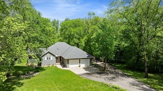 19318 Judson Cir, Hutchinson, MN 55350