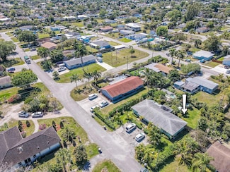 1665 E Breezy Ln, West Palm Beach, FL 33417