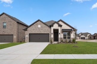 1021 Allegheny Dr, Burleson, TX 76028