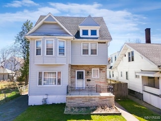 723 Pine Ave, Niagara Falls, NY 14301