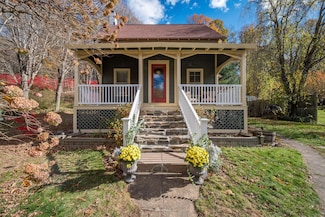 5 Mitchell Ln, Deep River, CT 06417