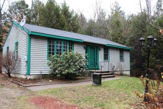 240 Youngs Hill Rd, Loudon, NH 03307