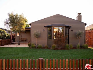 7907 Croydon Ave, Los Angeles, CA 90045