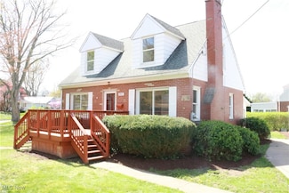 2621 Graham Ave, Akron, OH 44312