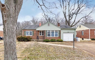 9412 Lodge Pole Ln, Saint Louis, MO 63126