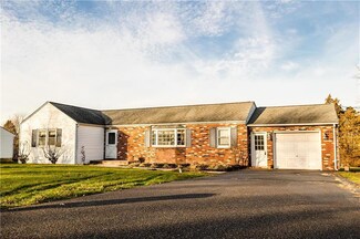 699 Tollgate Rd, Quakertown, PA 18951