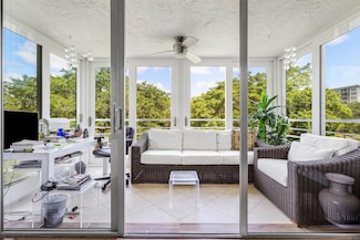 4015 W Palm Aire Dr Unit 403, Pompano Beach, FL 33069
