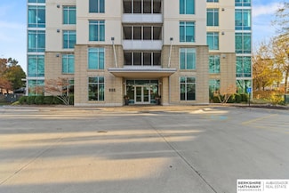 555 Riverfront Plaza Unit 202, Omaha, NE 68102