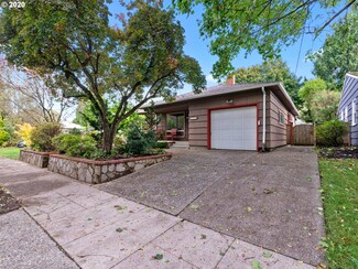 6220 SE 48th Ave, Portland, OR 97206